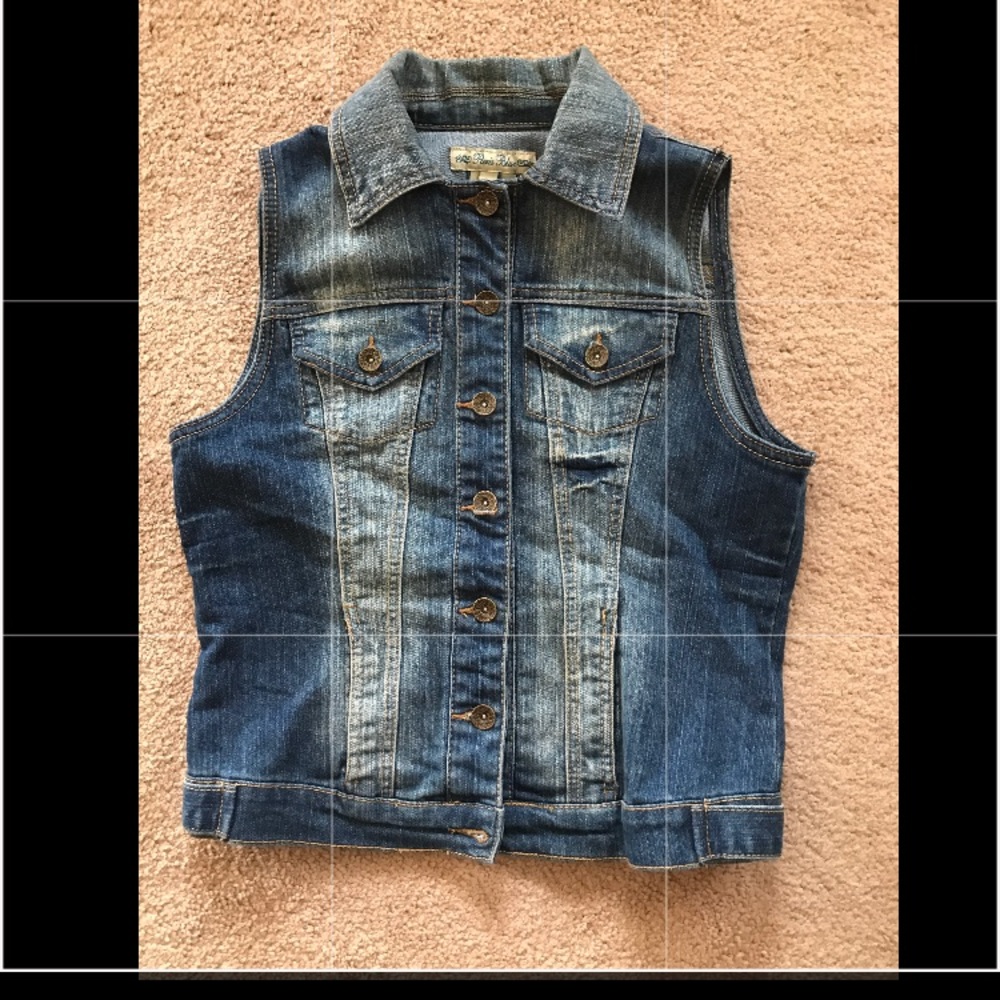 Jean Vest